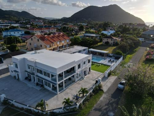 luxury_2bd_private_villa_located_in_rodney_bay_13